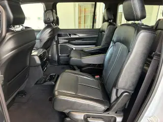 Jeep Wagoneer 2024 Serie 4x4 II 4 puertas SUV