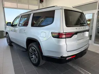 Jeep Wagoneer 2024 Serie 4x4 II 4 puertas SUV