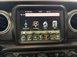 Jeep Gladiator 2022 4x4 Overland 4 puertas Cabina Crew 5.0 pies. SB