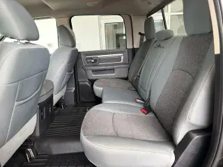 Ram 1500 2016 4x4 SLT Cabina Doble 4 puertas 6.3 pies Caja Corta Pickup