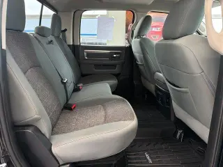 Ram 1500 2016 4x4 SLT Cabina Doble 4 puertas 6.3 pies Caja Corta Pickup