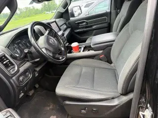 Ram 1500 2021 4x2 Big Horn Cabina Cuádruple 4 puertas 6.4 pies. Caja Corta Pickup