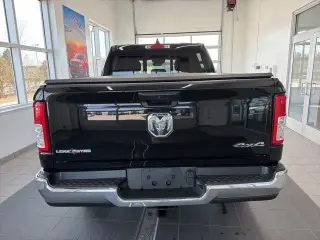 Ram 1500 2024 4x4 Big Horn Cabina Crew de 4 puertas, caja de 5.6 pies