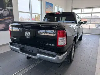 Ram 1500 2024 4x4 Big Horn Cabina Crew de 4 puertas, caja de 5.6 pies
