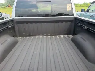 Ram 1500 2025 4x4 Lone Star Cabina Doble 4 puertas 5.6 pies Caja Corta Pickup