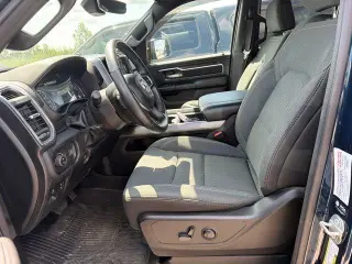 Ram 1500 2024 4x4 Big Horn Cabina Crew 4 puertas 5.6 pies. Pickup SB