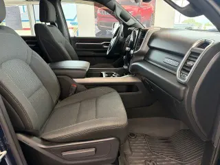 Ram 1500 2024 4x4 Big Horn Cabina Crew 4 puertas 5.6 pies. Pickup SB