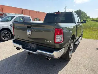 Ram 1500 2021 4x4 Big Horn Cabina Crew 4 puertas 5.6 pies. Pickup SB