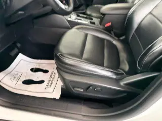 Ford Escape 2024 AWD Platinum 4 puertas SUV