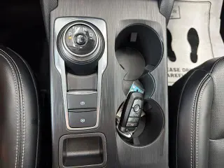 Ford Escape 2024 AWD Platinum 4 puertas SUV