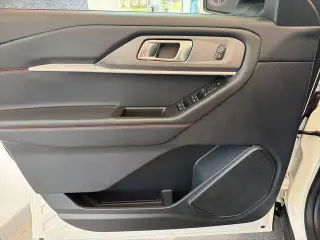 Ford Explorer 2025 AWD ST-Line 4 puertas SUV