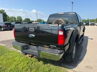 Ford F-250 Super Duty 2016 4x4 XLT Cabina Crew 4 puertas 6.8 pies. Pickup SB