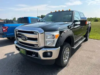 Ford F-250 Super Duty 2016 4x4 XLT Cabina Crew 4 puertas 6.8 pies. Pickup SB