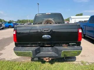 Ford F-250 Super Duty 2016 4x4 XLT Cabina Crew 4 puertas 6.8 pies. Pickup SB