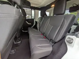 Jeep Wrangler JK Unlimited 2018 4x4 Sahara 4 puertas SUV