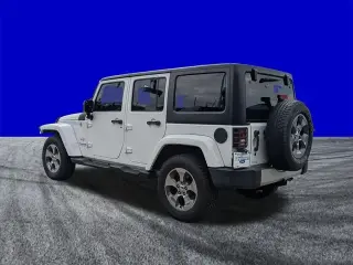 Jeep Wrangler JK Unlimited 2018 4x4 Sahara 4 puertas SUV