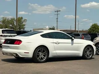 Ford Mustang 2017 EcoBoost 2dr Fastback