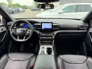 Ford Explorer 2023 AWD ST 4 puertas SUV