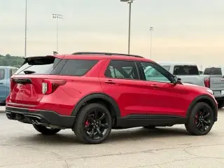Ford Explorer 2023 AWD ST 4 puertas SUV