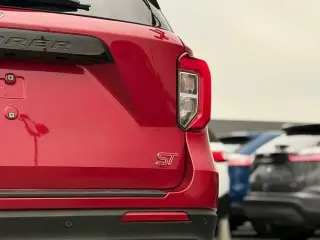 Ford Explorer 2023 AWD ST 4 puertas SUV