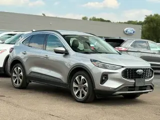 Ford Escape 2024 AWD Platinum 4 puertas SUV