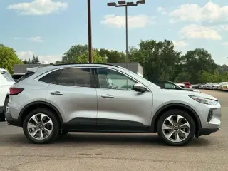 Ford Escape 2024 AWD Platinum 4 puertas SUV