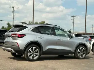 Ford Escape 2024 AWD Platinum 4 puertas SUV