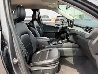 Ford Escape 2024 AWD Platinum 4 puertas SUV