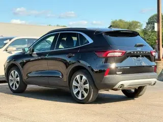 Ford Escape 2025 AWD Platinum 4 puertas SUV