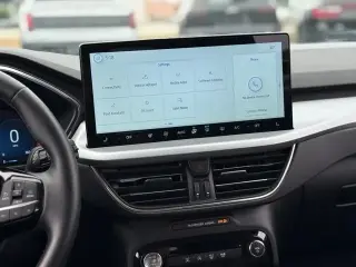 Ford Escape 2025 AWD Platinum 4 puertas SUV