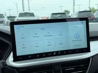 Ford Escape 2025 AWD Platinum 4 puertas SUV