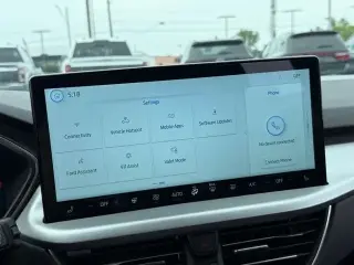 Ford Escape 2025 AWD Platinum 4 puertas SUV