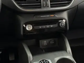 Ford Escape 2025 AWD Platinum 4 puertas SUV