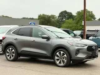 Ford Escape 2025 AWD Platinum 4 puertas SUV