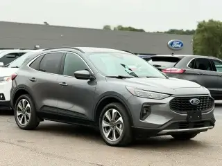 Ford Escape 2025 AWD Platinum 4 puertas SUV