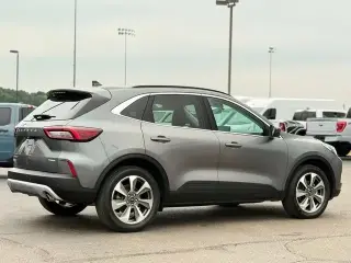 Ford Escape 2025 AWD Platinum 4 puertas SUV