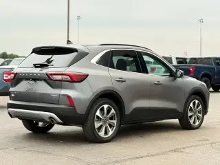 Ford Escape 2025 AWD Platinum 4 puertas SUV