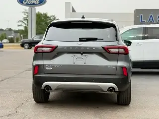 Ford Escape 2025 AWD Platinum 4 puertas SUV