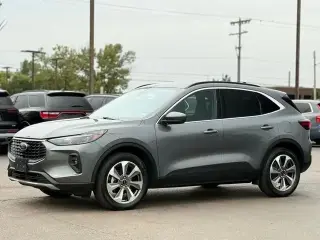 Ford Escape 2025 AWD Platinum 4 puertas SUV