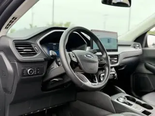 Ford Escape 2025 AWD Platinum 4 puertas SUV