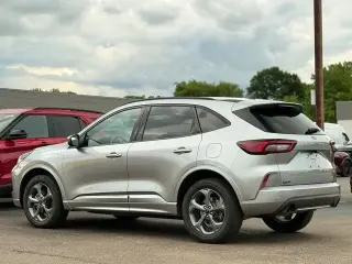 Ford Escape 2023 AWD ST-Line Select 4 puertas SUV