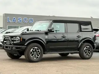 Ford Bronco 2023 4x4 Outer Banks 4 puertas SUV