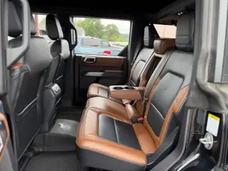 Ford Bronco 2023 4x4 Outer Banks 4 puertas SUV