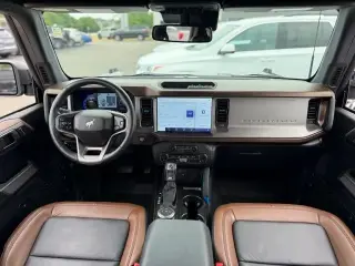 Ford Bronco 2023 4x4 Outer Banks 4 puertas SUV