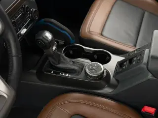 Ford Bronco 2023 4x4 Outer Banks 4 puertas SUV
