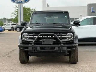 Ford Bronco 2023 4x4 Outer Banks 4 puertas SUV