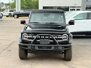 Ford Bronco 2023 4x4 Outer Banks 4 puertas SUV