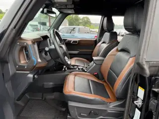 Ford Bronco 2023 4x4 Outer Banks 4 puertas SUV