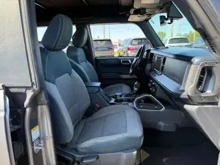 Ford Bronco 2021 4x4 Outer Banks 4 puertas SUV