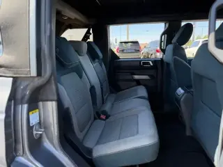 Ford Bronco 2021 4x4 Outer Banks 4 puertas SUV